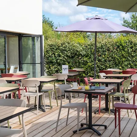 Sure By Western Hotel