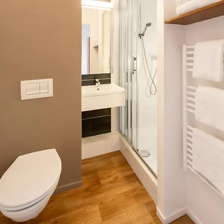 Sure By Western Hotel Guerande