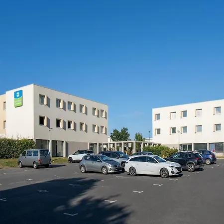 Sure By Western Guérande