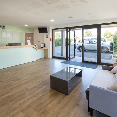 Sure By Western فندق