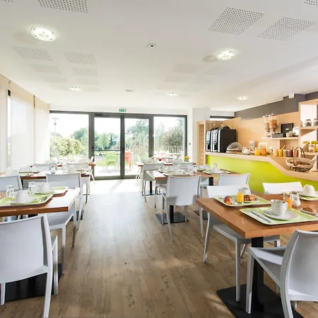 Sure By Western Guérande