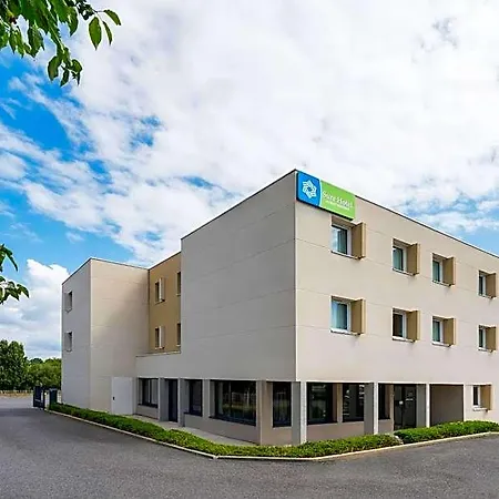 Sure By Western Hotel Guérande