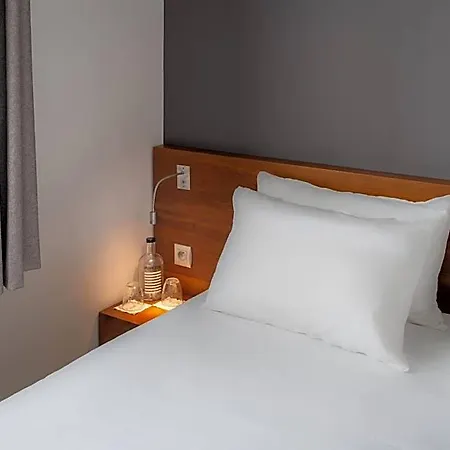 Sure By Western Hotel 3*